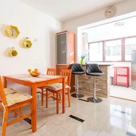 Nika Solitudo Apartamento *